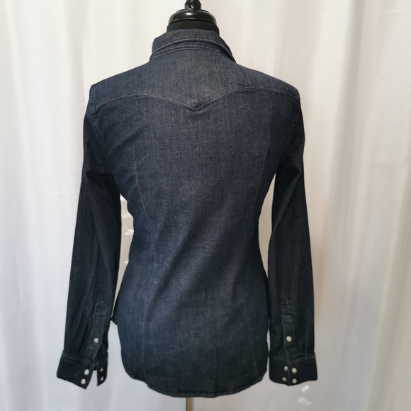 Levi's Tailored Denim Women's Blouse 🥰 - Picture 2 of 7